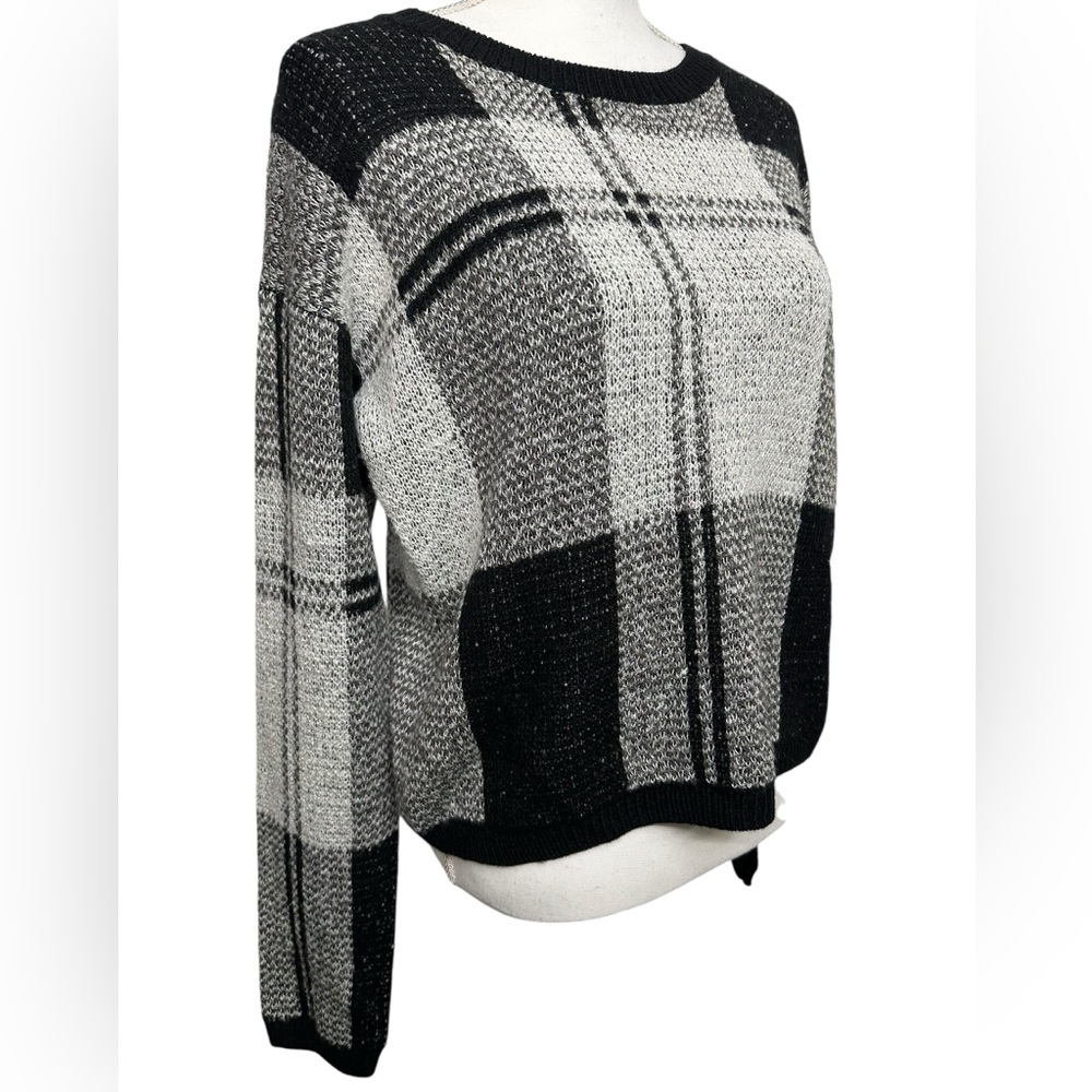 MELROSE AND MARKET / Black & Gray Plaid Sweater / Medium / Goth Emo Punk Preppy